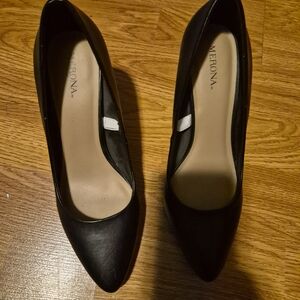 Merona Classic Black Heels Size 8